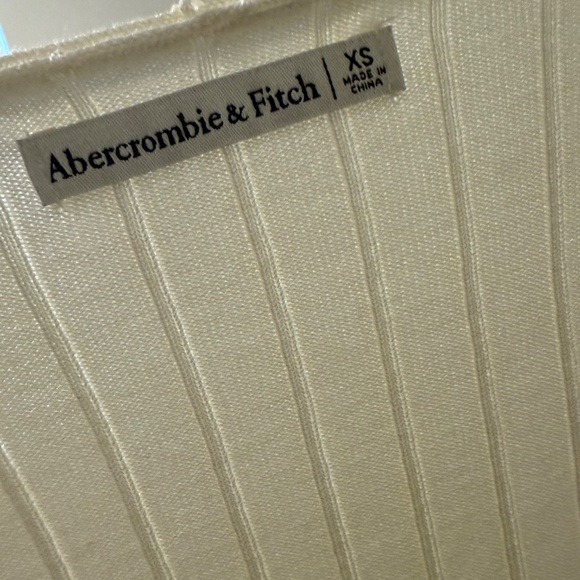 Abercrombie & Fitch Ribbed Knit Bralette and Cardigan Set - Picture 4 of 4